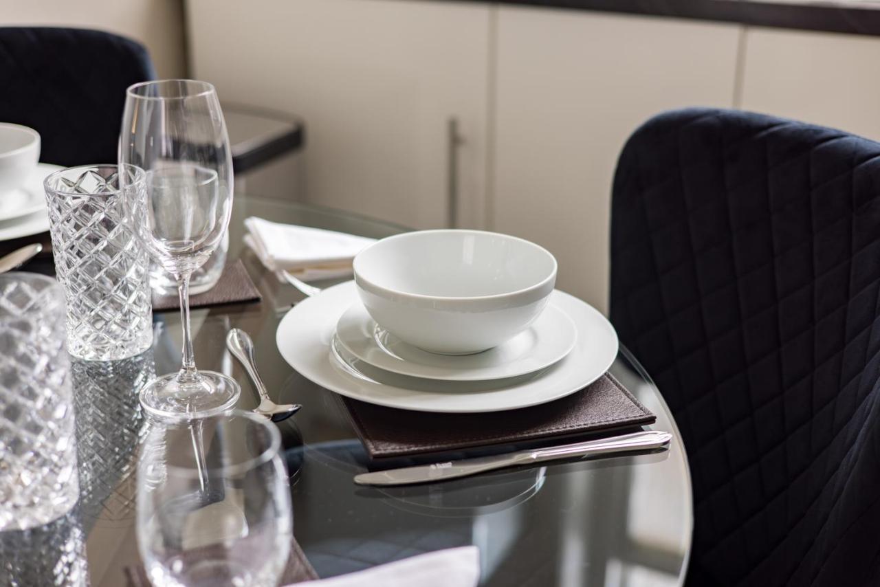 Avari Apartments - Hatton Collection Londen Buitenkant foto