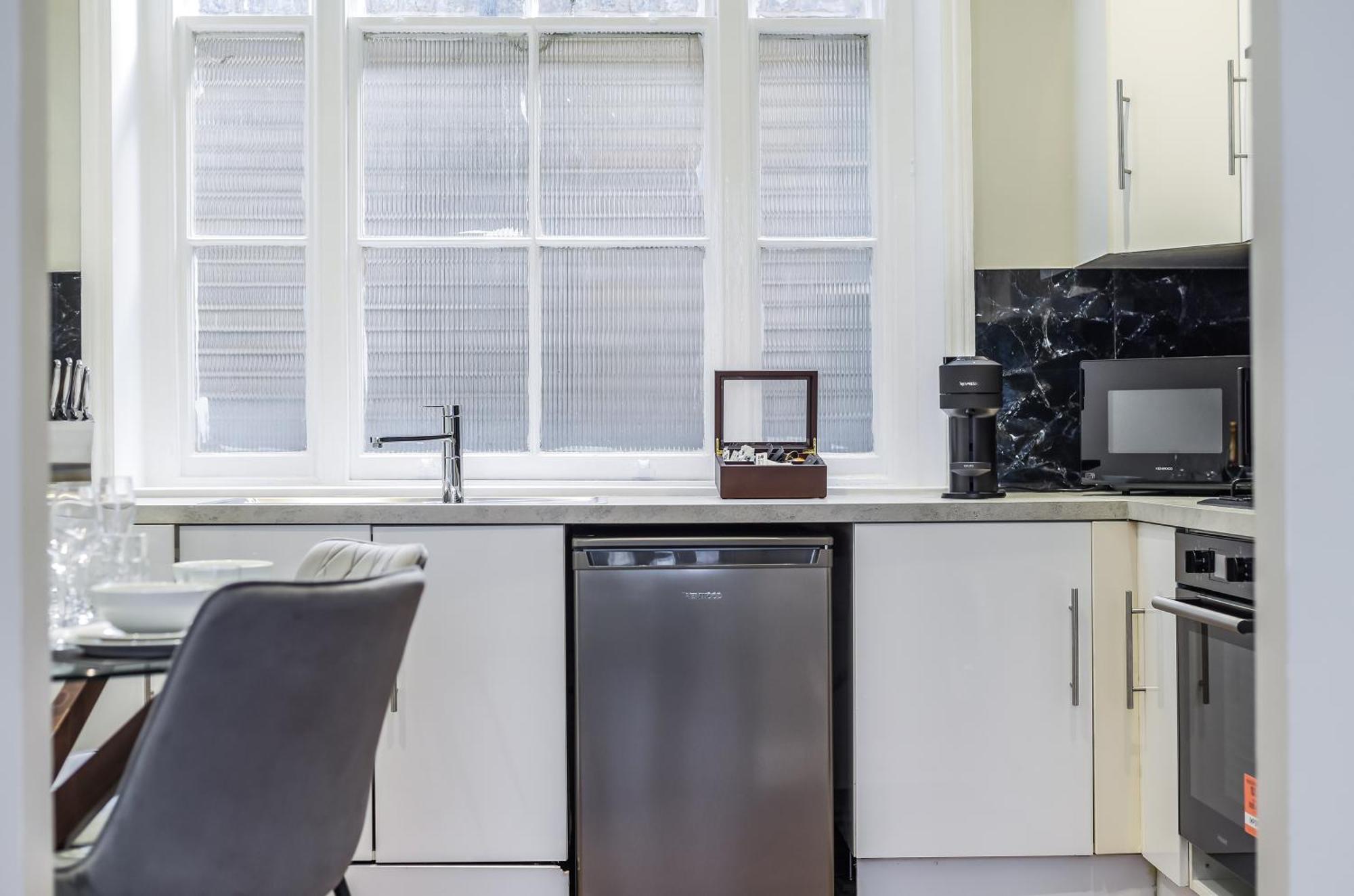 Avari Apartments - Hatton Collection Londen Buitenkant foto