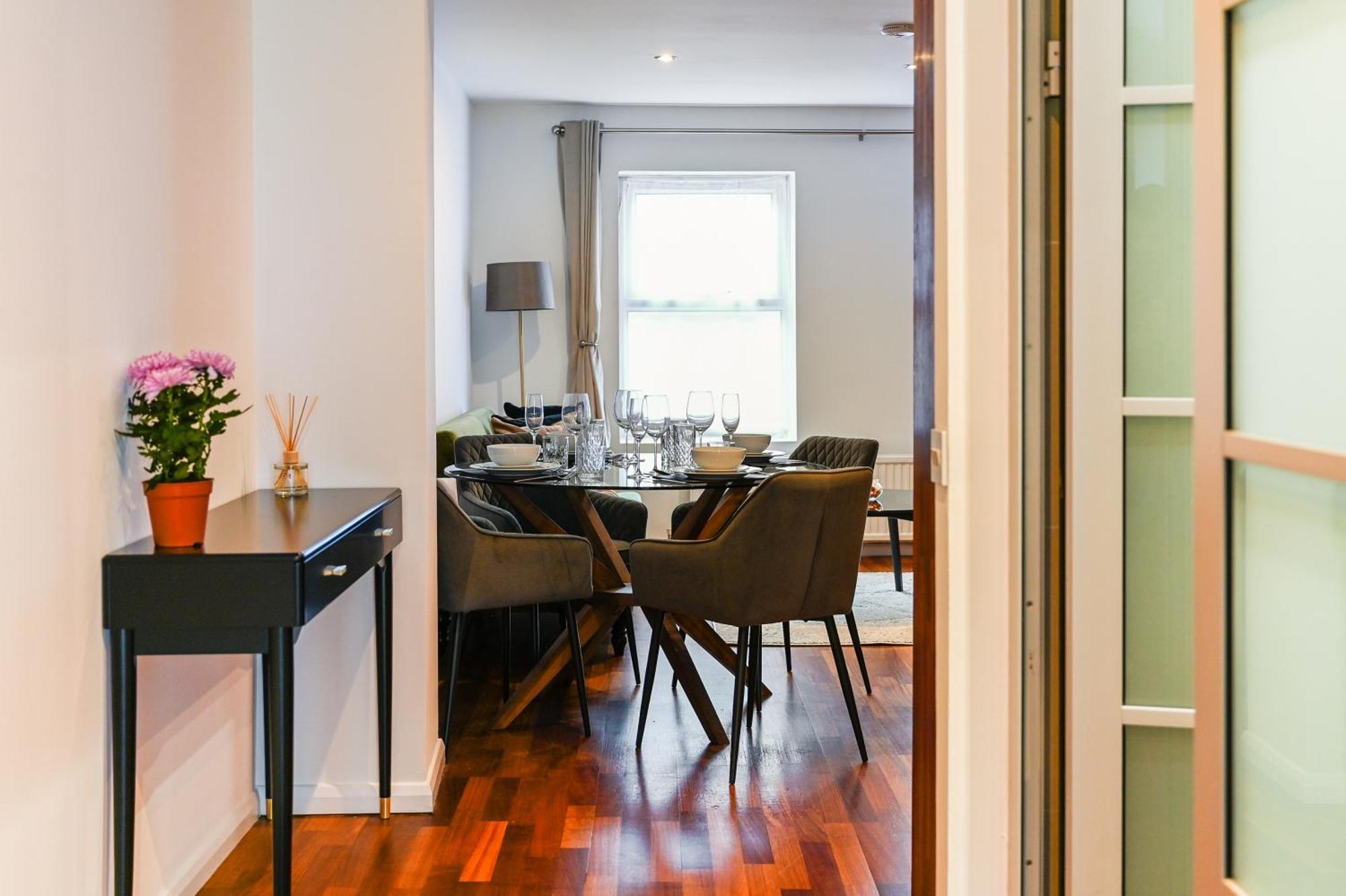 Avari Apartments - Hatton Collection Londen Buitenkant foto